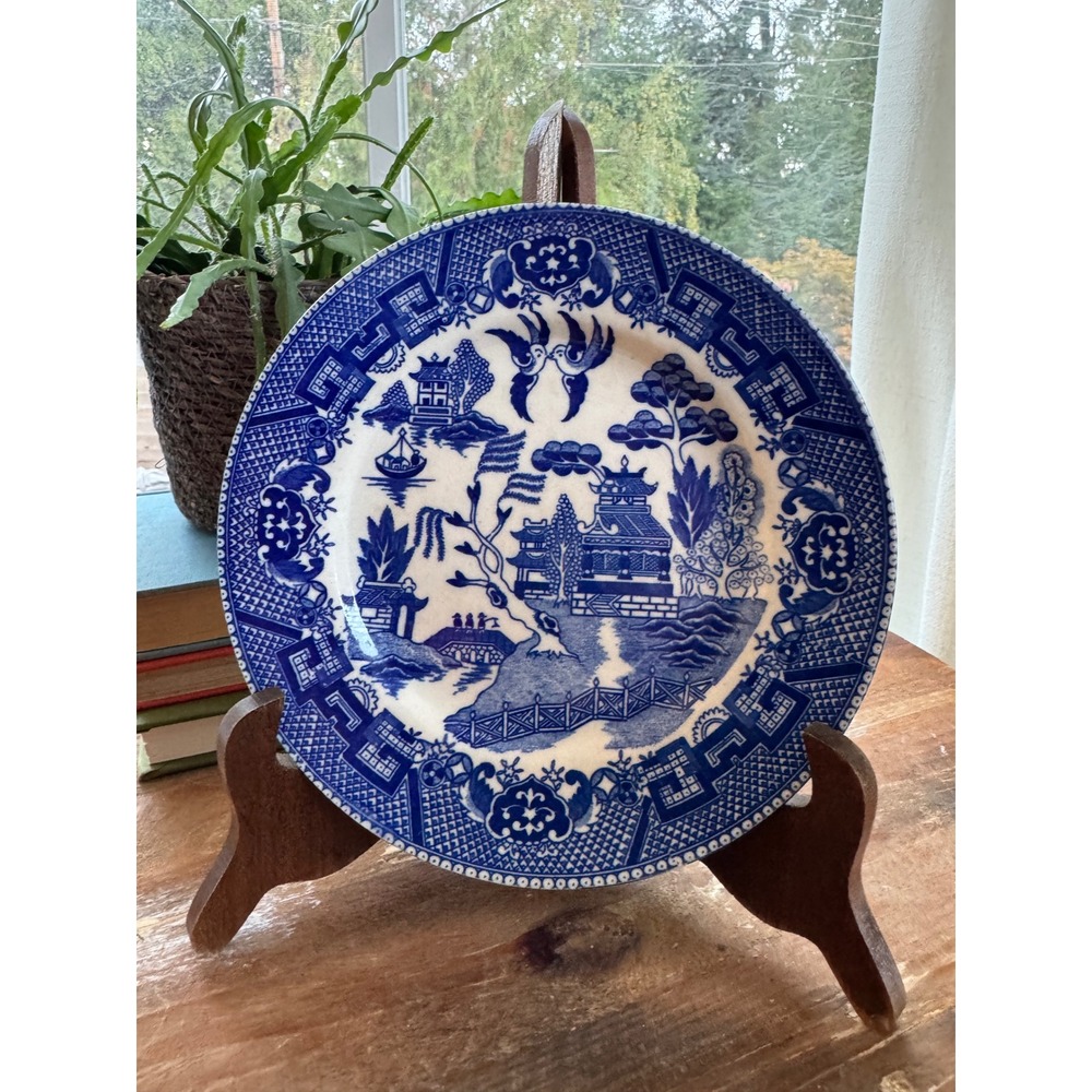Vintage Blue Willow Transferware Plate Japan Blue White Chinoiserie 7.25 Inch